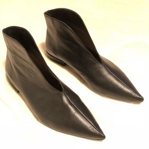 Zara booties, leather in BLk